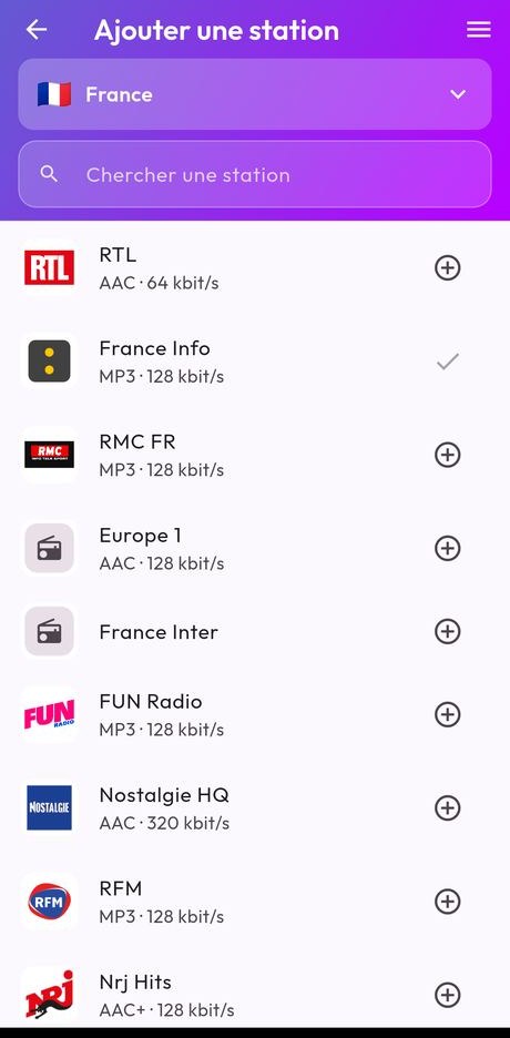 L'écran d'ajout d'une station : les radios françaises les plus écoutées, avec leur logo.